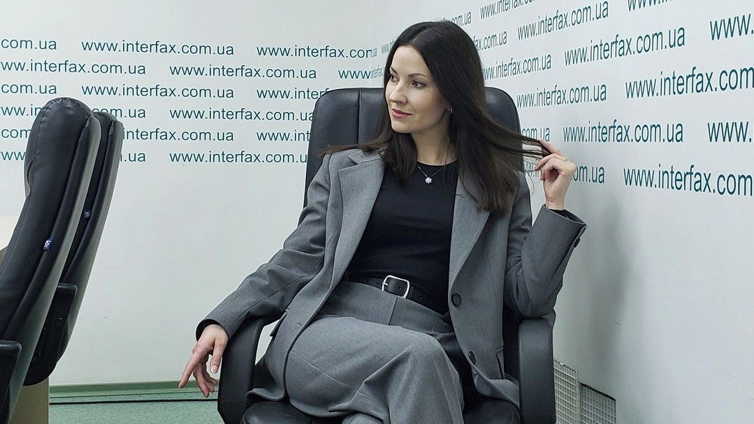 V Kyjevě zatkli cizí novinářku za špionáž. Rozvědka na ni nastražila past